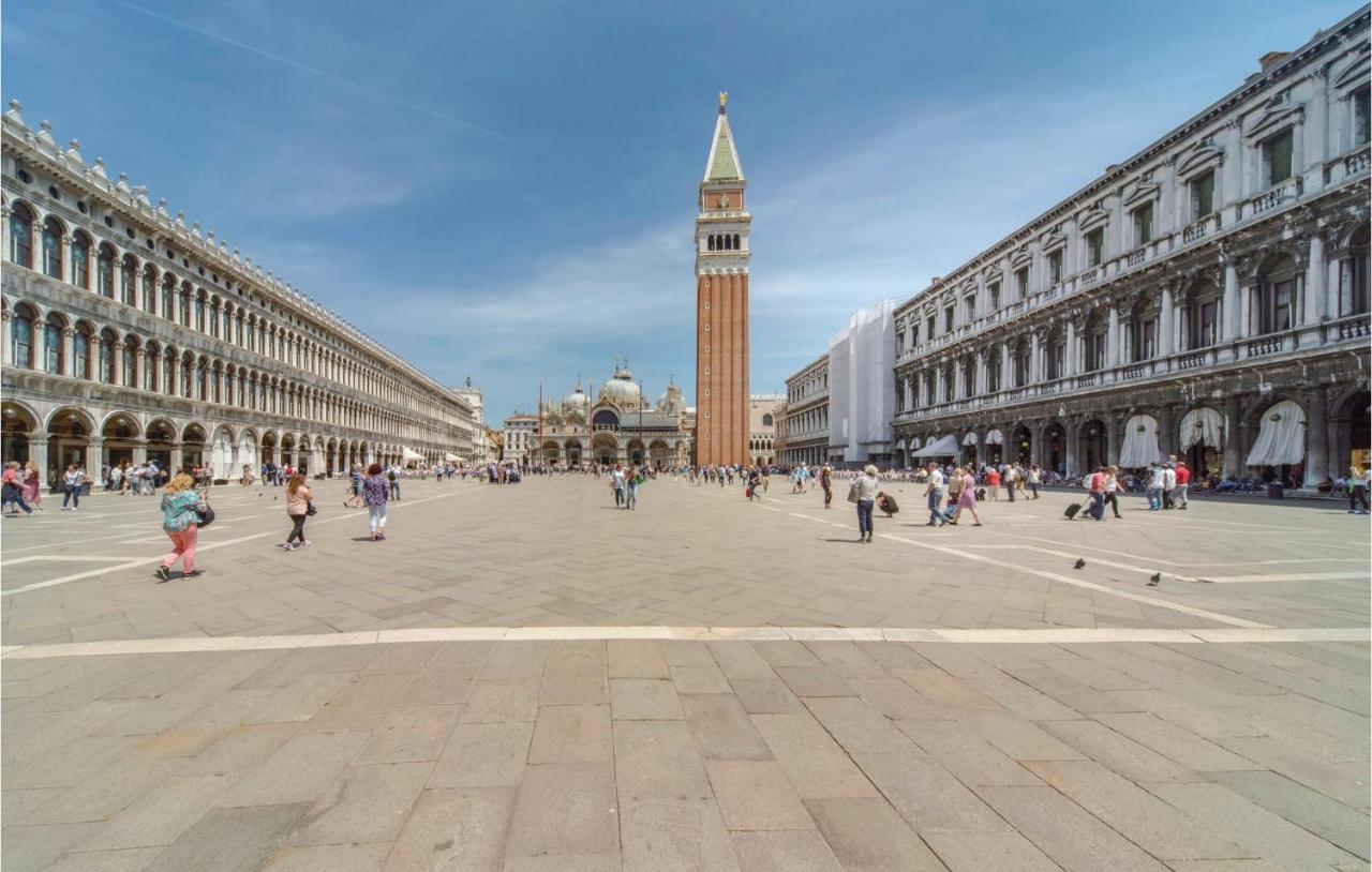 Nice Apartment In Venezia -Ve- With Wifi Eksteriør bilde